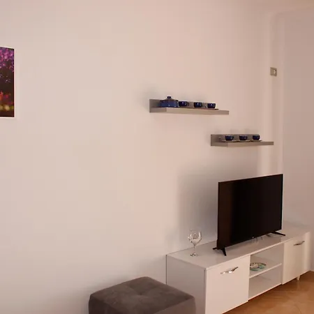 Elmar Apartment Sarande