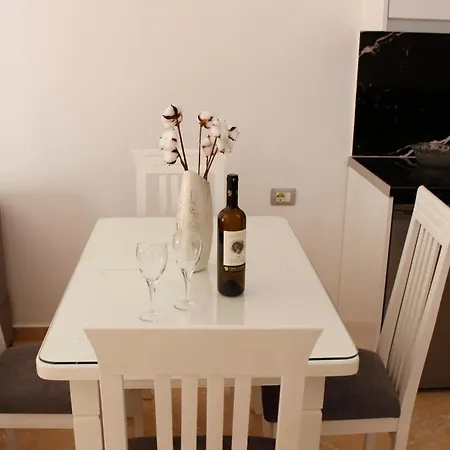 Elmar Apartment Sarande